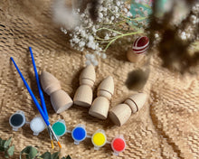 Load image into Gallery viewer, DIY Paint Kit - Pegs in Christmas Hats