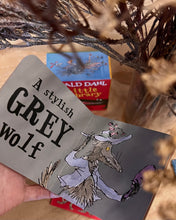 Load image into Gallery viewer, Roald Dahl Little Library