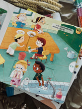 Load image into Gallery viewer, Interactive Book series for nursery 开学幼儿园准备书(行为礼仪翻翻书)