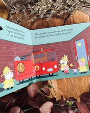 Load image into Gallery viewer, Peppa Pig Goes To series