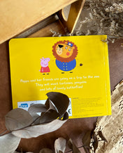 Load image into Gallery viewer, Peppa Pig Goes To series