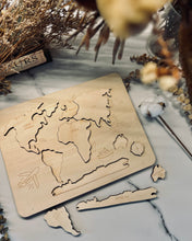 Load image into Gallery viewer, World Map Puzzle