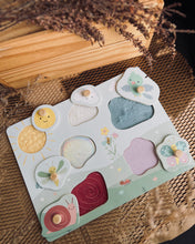 Load image into Gallery viewer, Touch-n-Feel Puzzle (Garden)