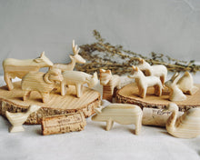 Load image into Gallery viewer, Wood carved Animals Set - Farm (with Book option)