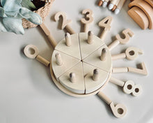Load image into Gallery viewer, Wooden Cake - DIY Paint Set
