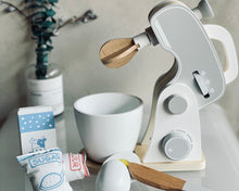 Load image into Gallery viewer, My First Kitchen Appliances (Mixer Set/ Kitchen Scale)
