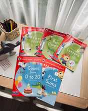 Load image into Gallery viewer, Learn with Ladybird (5 Titles)