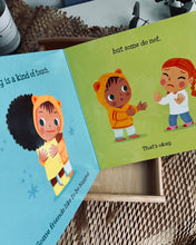 Load image into Gallery viewer, Baby Loves Science ~ The Five Senses: Sight, Smell, Taste, Touch and Hearing (Box Set / Individual Titles)