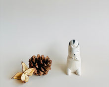 Load image into Gallery viewer, Polepole Monochrome Animals (17 Options)