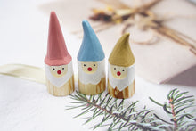 Load image into Gallery viewer, Handcrafted Christmas Gnomes Set