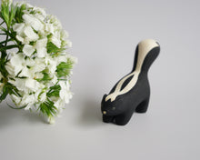 Load image into Gallery viewer, Polepole Monochrome Animals (17 Options)