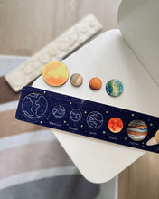 Load image into Gallery viewer, Solar System Puzzle (2 Designs)