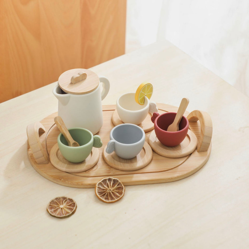 *New* Tea set with silicon cups and tray