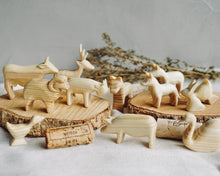 Load image into Gallery viewer, Wood carved Animals Set - Farm (with Book option)
