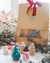 Load image into Gallery viewer, DIY Christmas Theme Pegs
